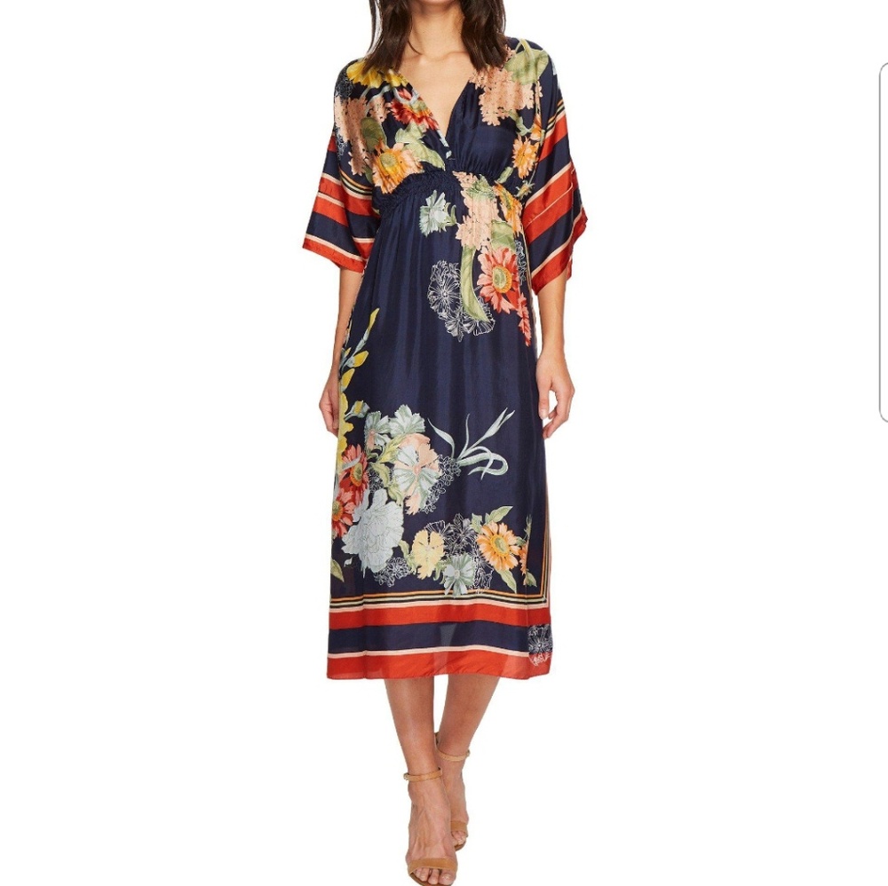 Johhny was AVERETTE DRESS❤️❤️